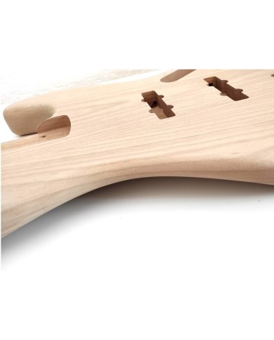 Hosco Jazz Bass Korpus aus 3-teiligem Erlenholz, ungeschliffen (CNC-gefräst)