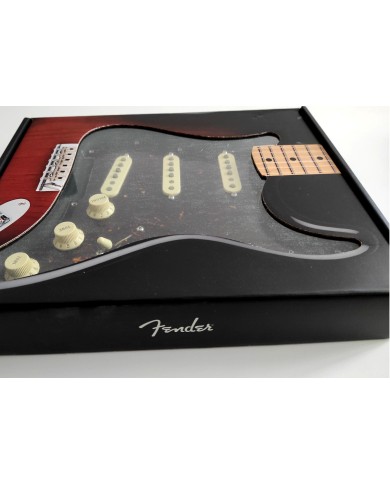 Vorgekabeltes weißes Fender Schlagbrett SSS 11H für Strat, VINTAGE NOISELESS Pickups