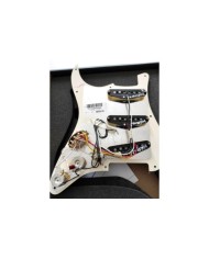 Schwarzes vorverkabeltes Fender Pickguard SSS 11H für Strat, VINTAGE NOISELESS Pickups