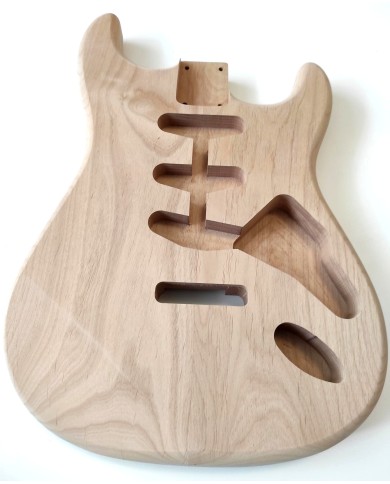Stratocaster body in alder 2 pieces unfinished