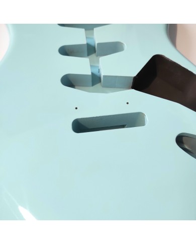 Corps Stratocaster Sonic Blue, SSS Vernis  Nitrocellulose, Aulne