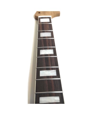 CBS Stratocaster neck in roasted maple, rosewood fingerboard, unfinished