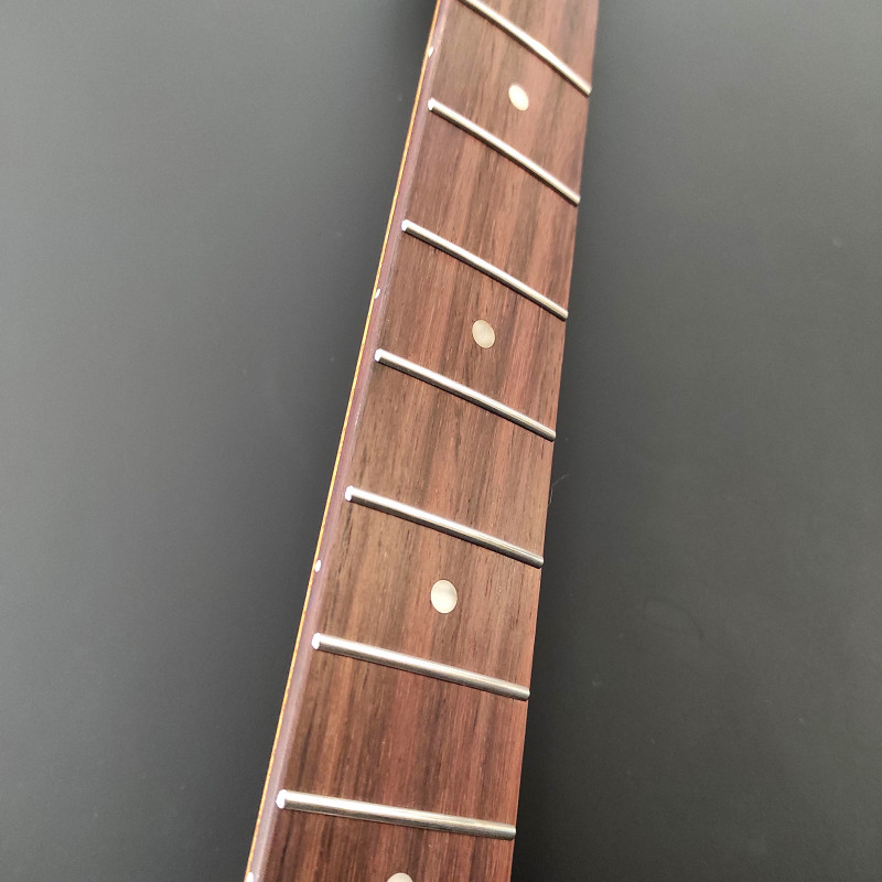 22 frets Satin Nitro varnished Roasted Mapple Strat Neck with rosewood