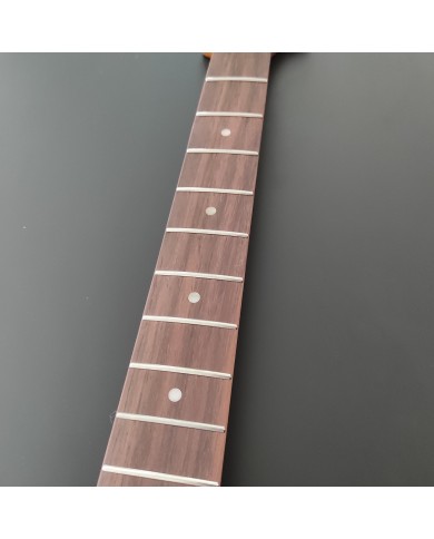 Manche Stratocaster érable torréfié et touche palissandre, verni satin nitro