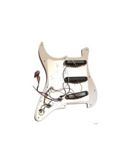 White loaded pickguard, Strat SSS, ceramic pickups