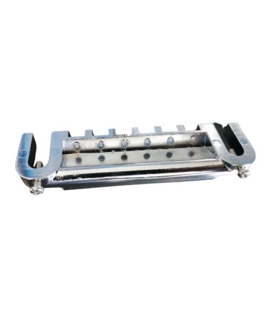Verchromte Wraparound-Bridge mit Badass-Style Saitenhalter