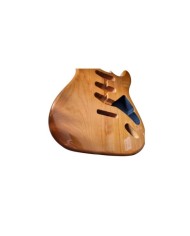 Stratocaster-Korpus aus 3-teiligem Erlenholz, natur lackiert