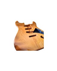 Stratocaster-Korpus aus 3-teiligem Erlenholz, natur lackiert