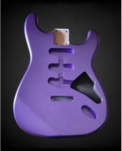 Stratocaster Korpus Metallic Violett Poly, Erle SSS
