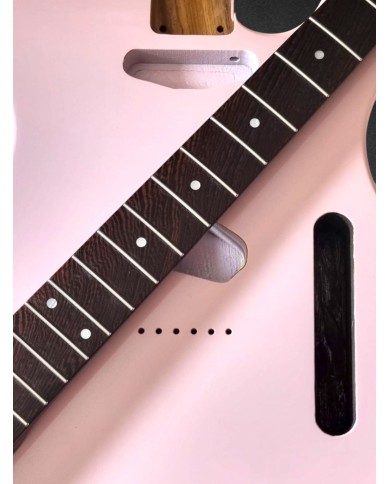 Corps Telecaster Metallic pink, en frêne