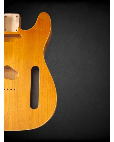 Telecaster body, natural wood finish and double binding, Gloss varnish
