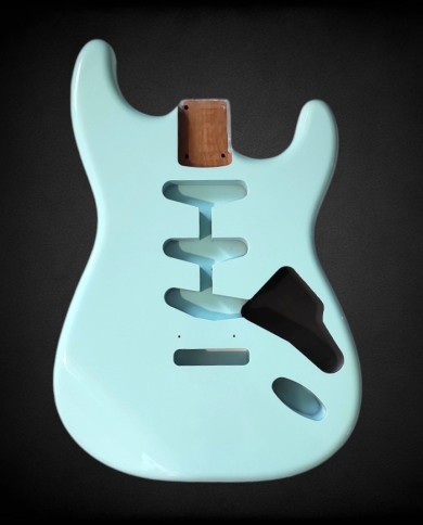 Corps Stratocaster Sonic Blue, SSS Vernis  Nitrocellulose, Aulne