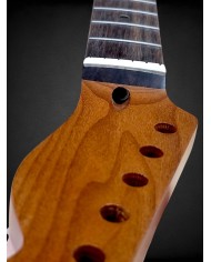 22 frets Satin Nitro varnished Roasted Mapple Neck, Rosewood fretboard, Tele style