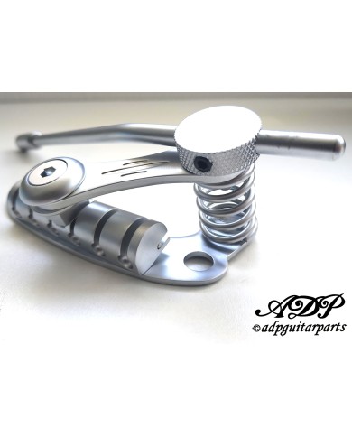 Göldo Tremolo Satin Chrome LT1, lizenziert von Duesenberg