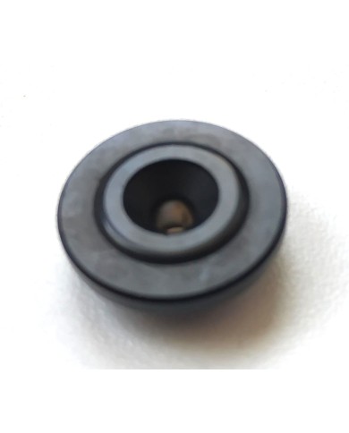 Schwarzer Saitenniederhalter für Bass. Durchmesser 19mm, 3/4"