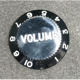 1 bouton de controle Volume...