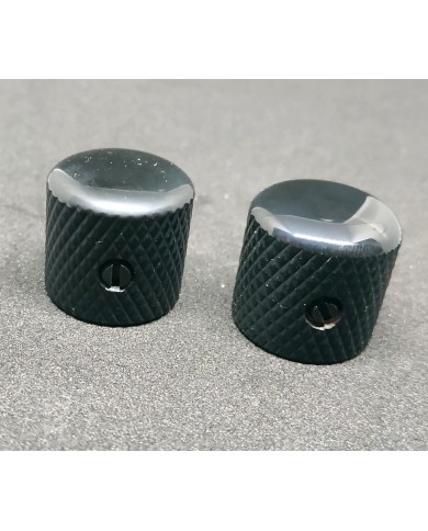 2 schwarze Dome Telecaster Knöpfe, grobe Riffelung, für 6-mm-Potis
