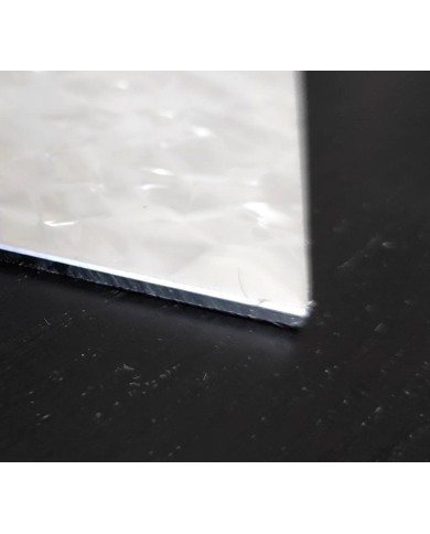 Pickguard-Rohling White Pearl 3-lagig 29x23,5cm .090"-2,29mm
